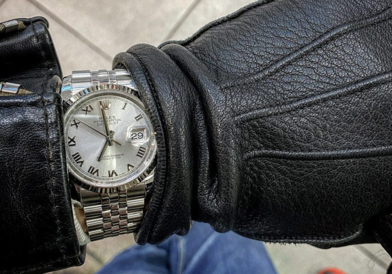 革ジャン好きが愛用する腕時計を調査してみた！