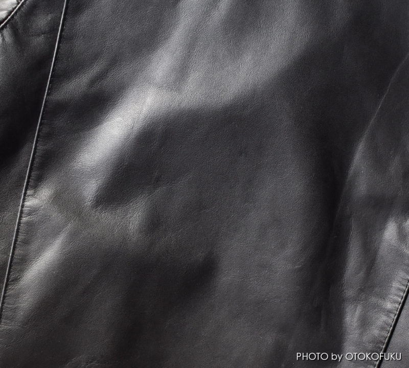 ジェームスグロースのレザージャケットMANILAの革の質
