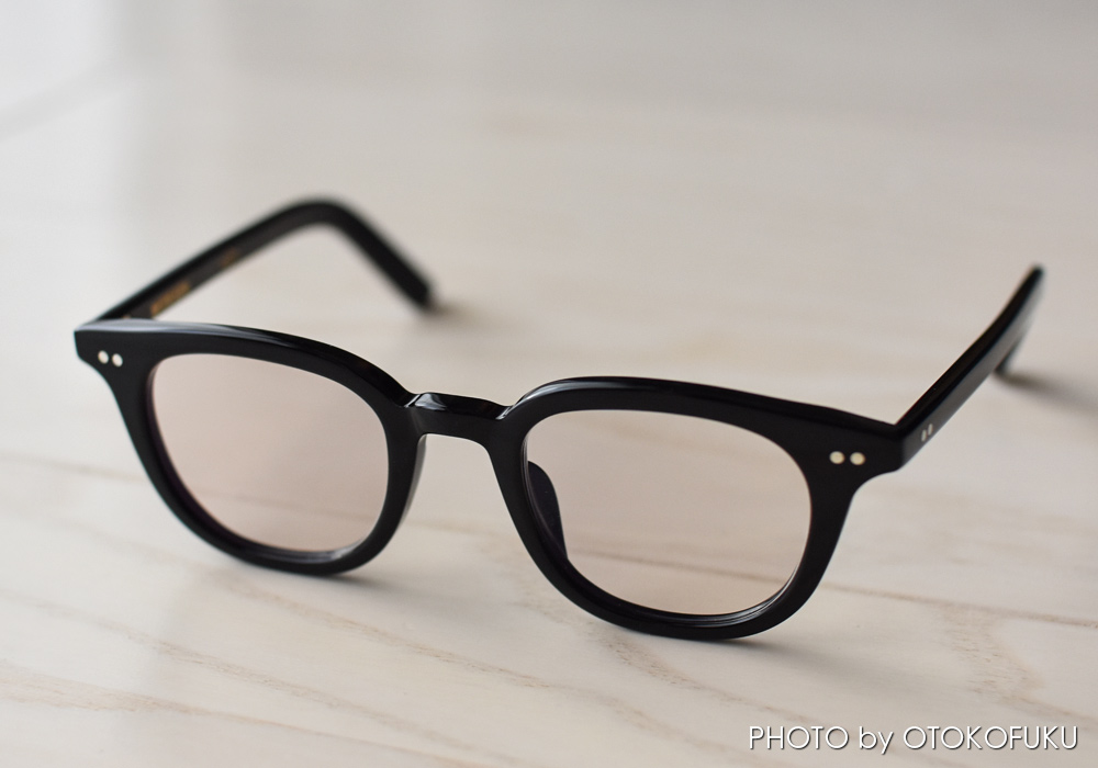オトコフク流！革ジャンに合わせるメガネの選び方