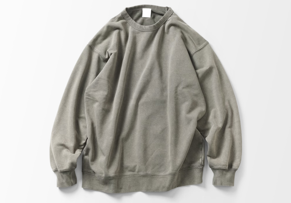 今の時期は革ジャンにスウェットがちょうどいい｜相性がいい理由とおすすめの選び方