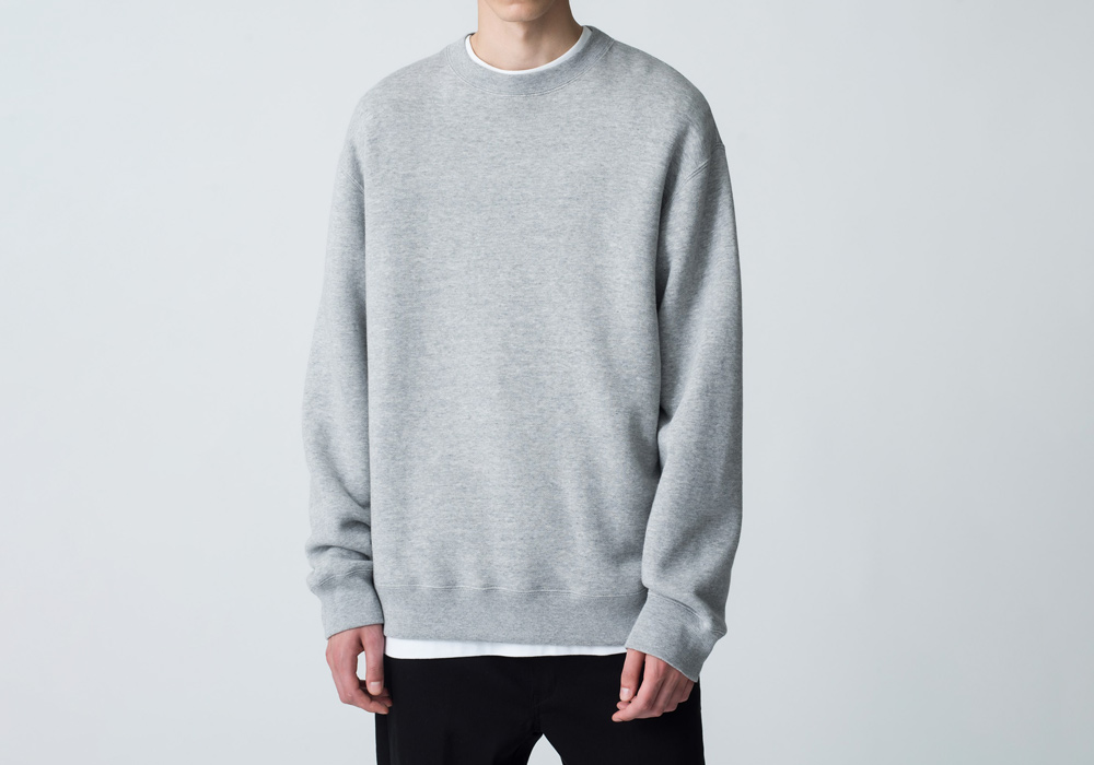 今の時期は革ジャンにスウェットがちょうどいい｜相性がいい理由とおすすめの選び方